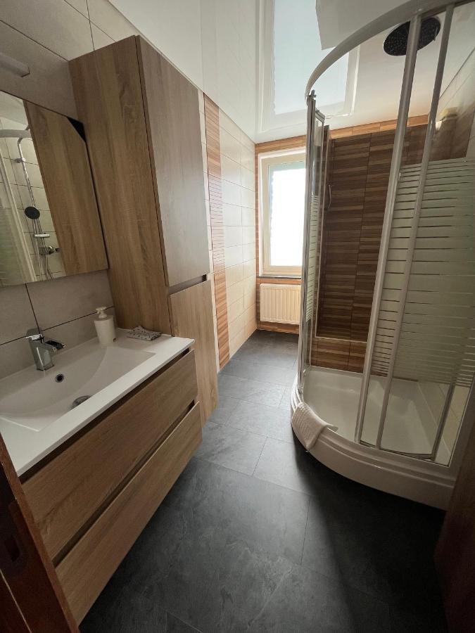 Aux Loups Blancs - Appartement Намюр Екстериор снимка